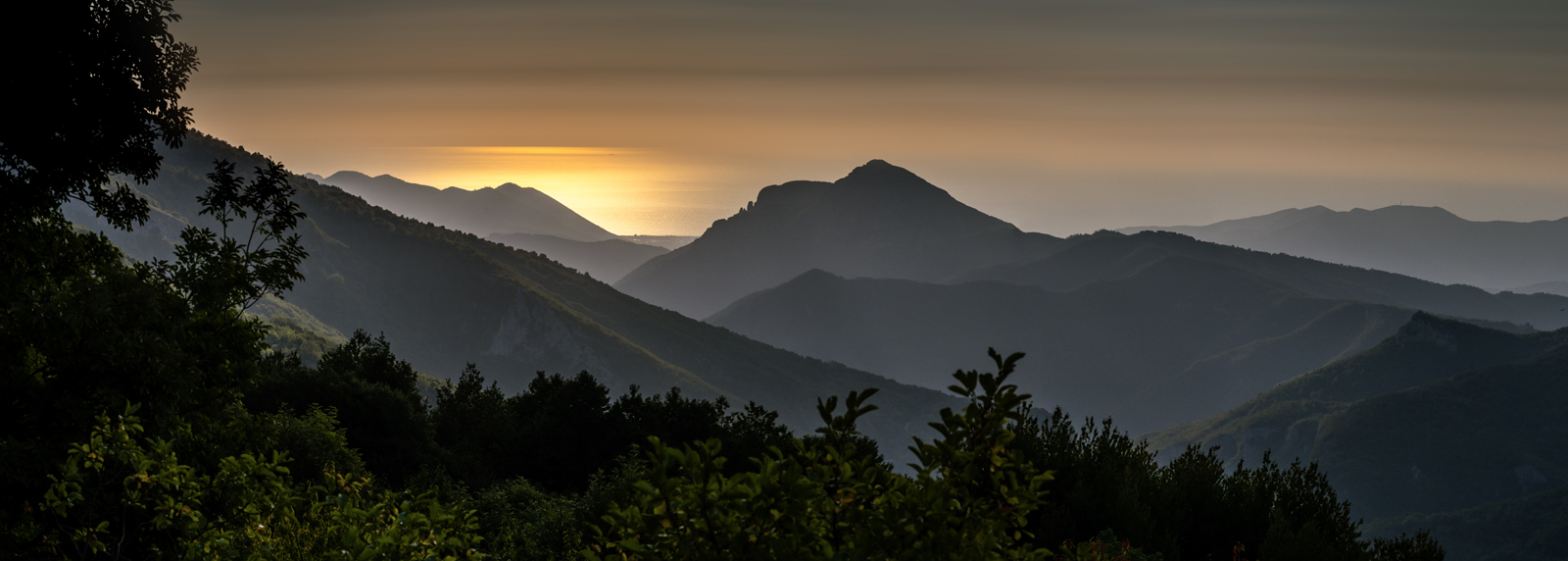 AL356 Mar Ligure Albenga e Castel-Ermo